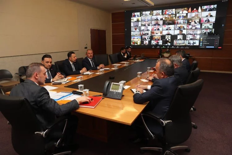 AK Partide il başkanları toplantısı video konferans ile yapıldı