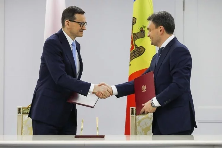 Polonya Başbakanı Morawiecki: “Rusya, Moldova hükümetini tehdit ediyor”